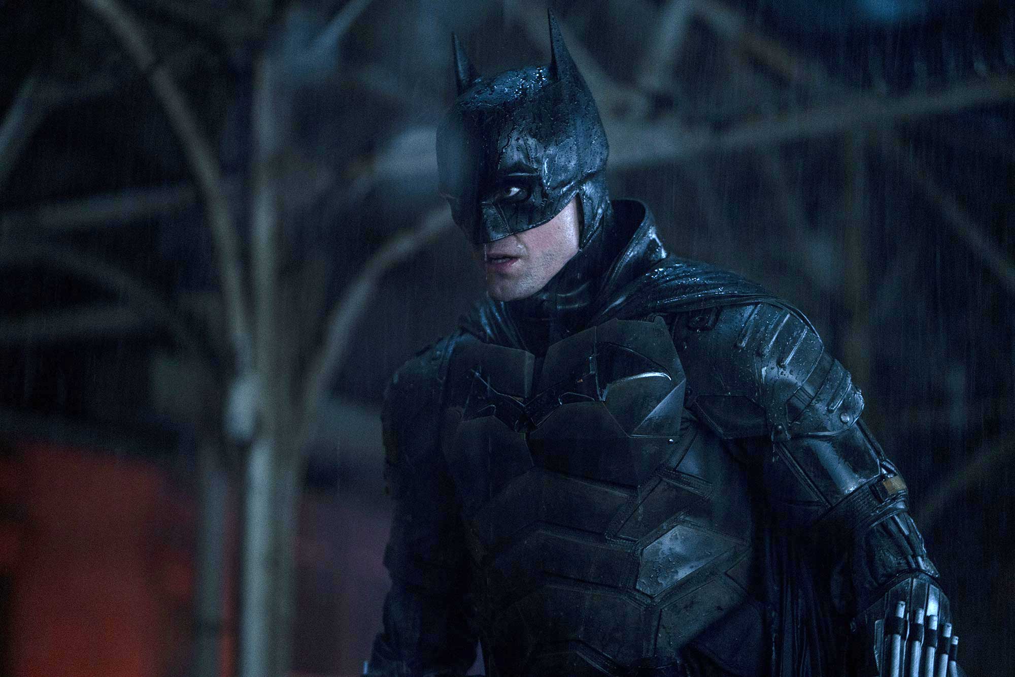 The Batman (2022) review. Batman in the rain.