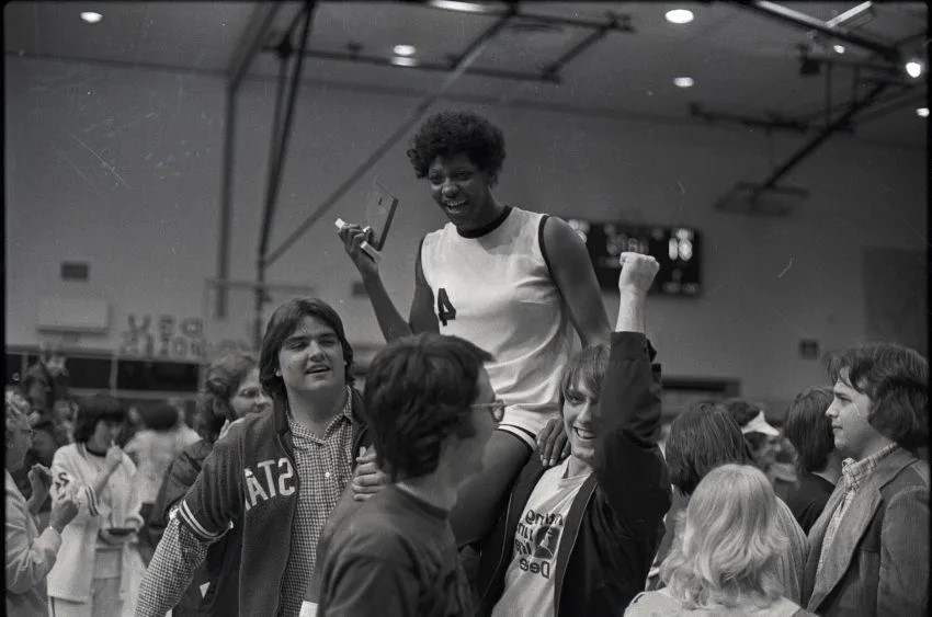 The Queen of Basketball wins Best Documentary Short